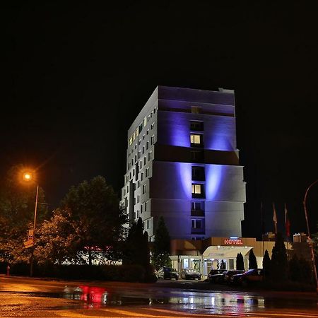 Terra Europe Brontes Hotel Targovishte  Ngoại thất bức ảnh