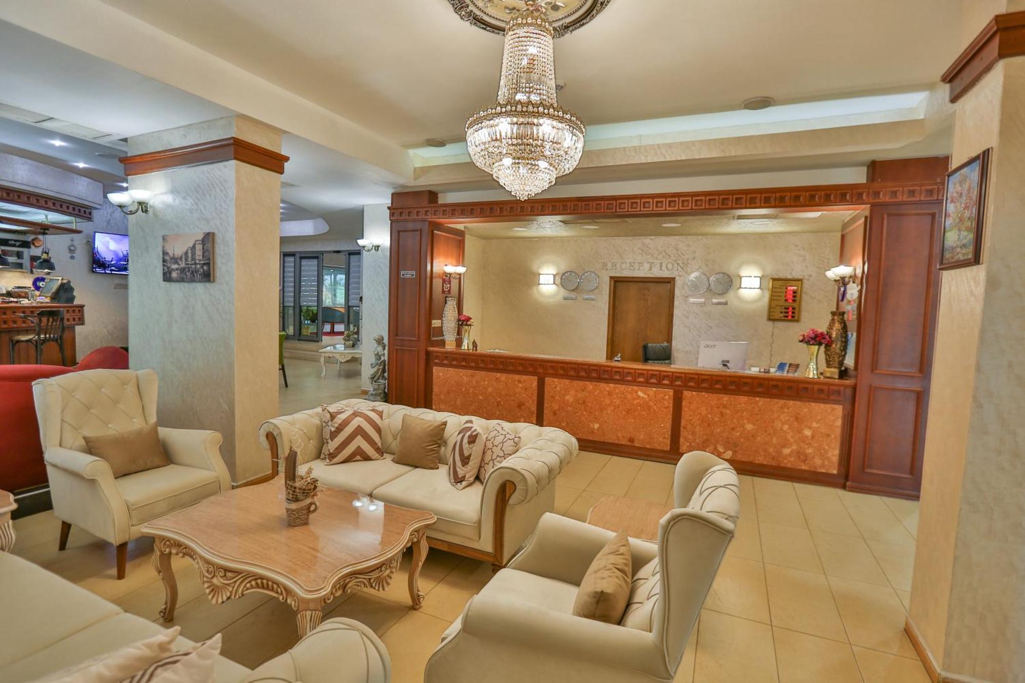 Terra Europe Brontes Hotel Targovishte  Ngoại thất bức ảnh