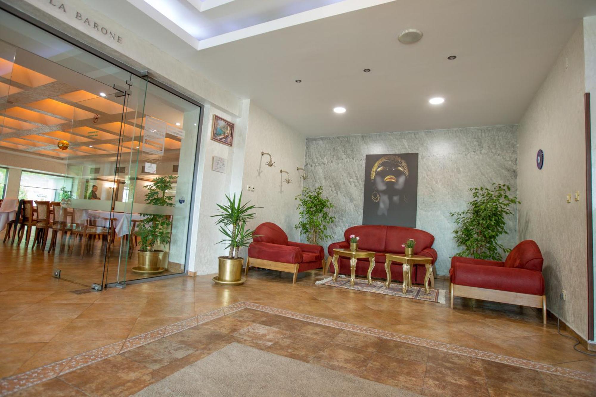 Terra Europe Brontes Hotel Targovishte  Ngoại thất bức ảnh