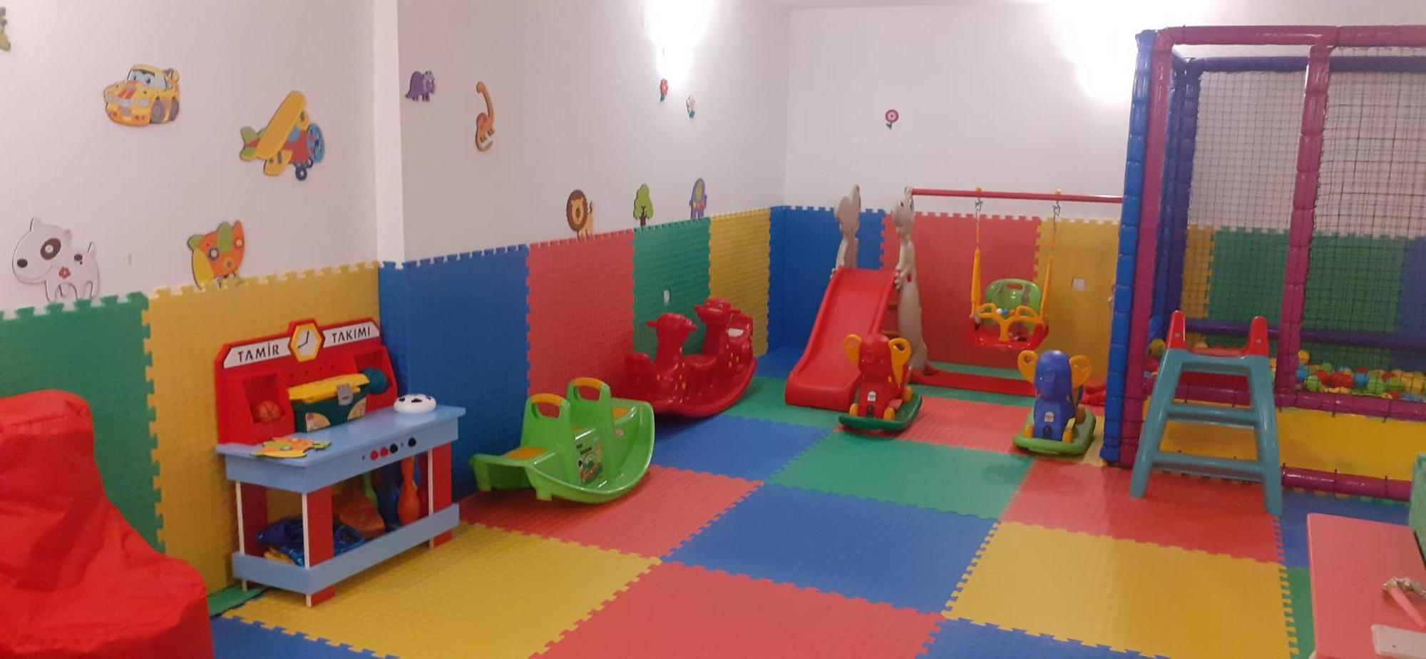 Terra Europe Brontes Hotel Targovishte  Ngoại thất bức ảnh